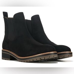 Kensie boots
Chelsea sole back